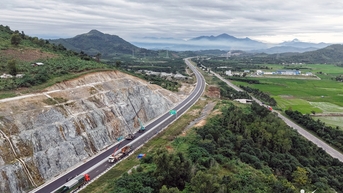 Cao tốc Vân Phong – Nha Trang dần hoàn thành, đề xuất khai thác vào dịp Tết