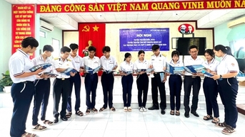 Bồi đắp tình yêu biển, đảo cho thế hệ trẻ