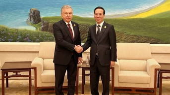 Chủ tịch nước Võ Văn Thưởng gặp Tổng thống Uzbekistan