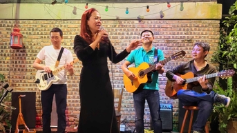 រចនាប័ទ្មហ្គីតានិងនិទាឃរដូវនៃទាហាន