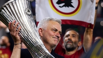 Trò cũ dự báo Mourinho còn 'điệu nhảy cuối cùng'