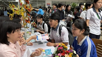 Vì sao bỏ khái niệm xét tuyển sớm?