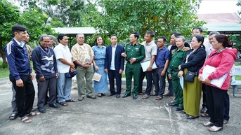 ទីប្រជុំជន Ayun Pa (Gia Lai)៖ ពង្រឹងការផ្សព្វផ្សាយអប់រំច្បាប់សម្រាប់ជនជាតិភាគតិច