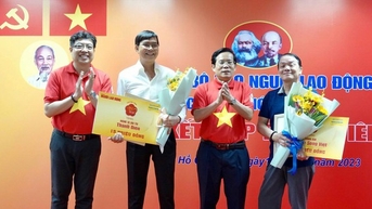 NSƯT Thanh Điền và soạn giả Hoàng Song Việt trải lòng với "Mai Vàng tri ân" | Mai vàng | Mai Vàng