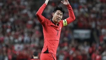 Ông Troussier muốn cầu thủ vào sân với quyết tâm cao nhất khi đối đầu Hàn Quốc