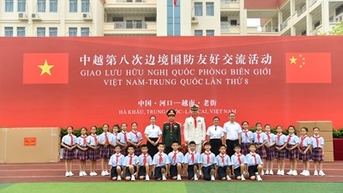 Giao lưu hữu nghị quốc phòng biên giới Việt Nam-Trung Quốc lần thứ 8 thành công tốt đẹp