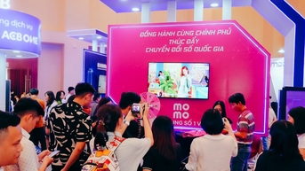 មនុស្សវ័យក្មេងគឺជាកម្លាំងចលករនៅពីក្រោយការផ្លាស់ប្តូរឌីជីថល និងការទូទាត់ដោយគ្មានសាច់ប្រាក់។