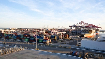 អភិវឌ្ឍកំពង់ផែសមុទ្រ ឱកាសល្អសម្រាប់ភស្តុភារ