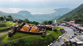 'ការចាប់ដៃជាប្រវត្តិសាស្ត្រ' ធ្វើឱ្យវត្ថុបុរាណជាតិ Hai Van Quan រស់ឡើងវិញ