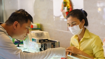 Giá vàng lên đỉnh cao, bất ngờ lợi nhuận của 'ông lớn' kinh doanh vàng