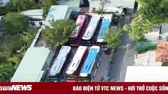 Chuyên gia chỉ cách xử lý 'xe dù, bến cóc' đang hoành hành ở TP.HCM