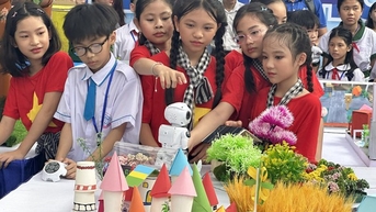 창의적인 STEM 제품을 통한 학생들의 경험