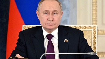 2 đối thủ của ông Putin rút khỏi đường đua tổng thống Nga