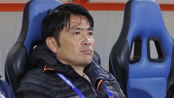 HLV đội Hà Nội bình phẩm rất bất ngờ về cầu thủ Việt Nam, muốn V-League nâng chất