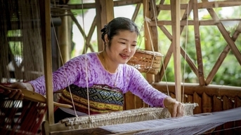 HTX Dệt thổ cẩm Chiềng Châu giúp chị em có việc làm và thu nhập ổn định
