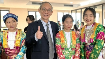 Tặng ngôi trường 100 tỉ đồng cho vùng cao