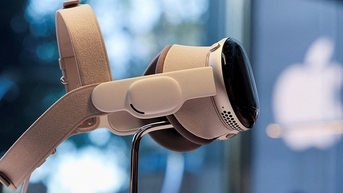 Apple lãi đậm với mỗi mẫu Vision Pro bán ra