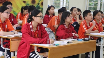 Nên tạo môi trường học tập tích cực và trách nhiệm, thay vì cấm đoán