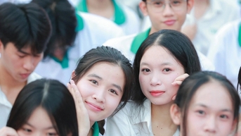 Sinh viên có IELTS 7.5 vẫn phải đóng tiền học tiếng Anh: Trường lên tiếng