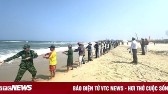 Tạm dừng tìm kiếm anh em sinh đôi mất tích khi tắm biển ở Đà Nẵng