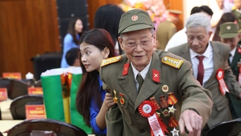 Dấu ấn về chiến dịch 'lừng lẫy 5 châu, chấn động địa cầu' trong lòng người trẻ
