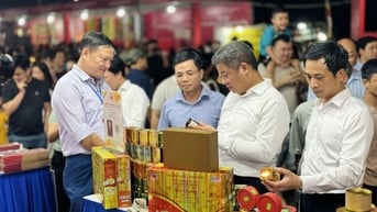 Hội chợ xúc tiến thương mại gắn kết du lịch, quảng bá văn hoá địa phương tại huyện Thạch Thất