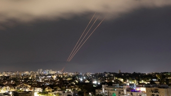 Mỹ giúp Israel bắn chặn thành công 99% tên lửa và UAV của Iran