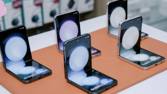 ការបញ្ចុះតម្លៃទូរស័ព្ទ Samsung "គួរឱ្យភ្ញាក់ផ្អើល"