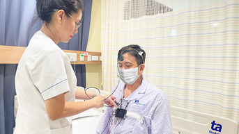 ជំងឺនៃការគេងចុងឆ្នាំ