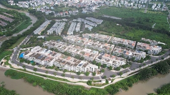 Giao dịch bất động sản vẫn ì ạch
