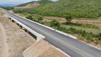 Khối lượng công việc cao tốc Vân Phong