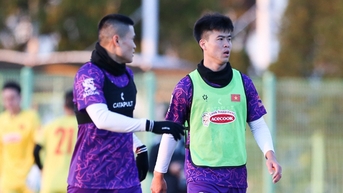 'Bóng đá mà thiếu khán giả thì buồn lắm...'