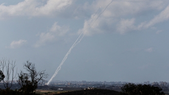 Hamas phóng rocket, quốc hội Israel vào hầm trú ẩn