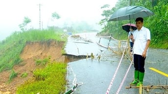 Công bố tình huống khẩn cấp trên 4 tuyến quốc lộ ở Hà Giang