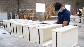 Càng khó càng phải tìm cách thích nghi
