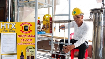 Một HTX ở Bà Rịa-Vũng Tàu có doanh thu 1,5 tỷ từ nước mắm cá cơm, lương 7-10 triệu/tháng