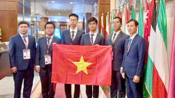 Học sinh Việt Nam đoạt bốn Huy chương Olympic Tin học quốc tế