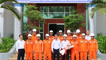 ក្រុមហ៊ុន​អគ្គិសនី Ninh Thuan៖ បង្កើត​ក្រុម​ឆក់​ដើម្បី​គាំទ្រ​ការ​សាងសង់​គម្រោង​ខ្សែ 500kV សៀគ្វី 3 ពី Quang Trach ទៅ Pho Noi