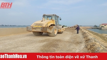 Khẩn trương thi công tu bổ xung yếu hệ thống đê điều Thanh Hóa