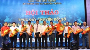 សិក្ខាសាលាស្ដីពីការជំរុញការផ្លាស់ប្តូរឌីជីថលនៅខេត្ត Ninh Thuan ឆ្នាំ 2024