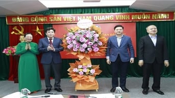 Chi bộ Vụ Kế hoạch - Tài chính tổ chức Đại hội nhiệm kỳ 2025 - 2027