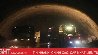 Cận cảnh thi công hầm xuyên núi duy nhất trên tuyến cao tốc Bắc – Nam qua Hà Tĩnh