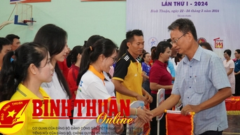 អត្តពលិកជាង 350 នាក់បានចូលរួមក្នុងពិធីបុណ្យកីឡាវប្បធម៌ កីឡា និងឧស្សាហកម្មទេសចរណ៍។