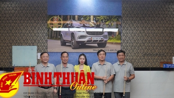 Khởi tranh Giải Billiards Song tô Công an TP Phan Thiết mở rộng