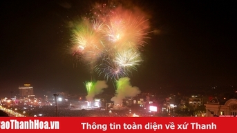 Đêm pháo hoa chuyển giao