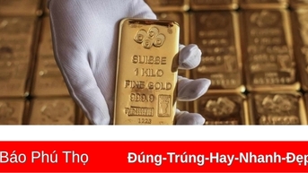 Bao trùm trong “sắc đỏ”