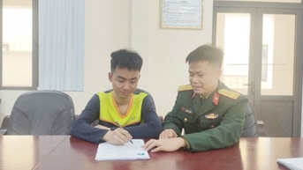 Cán bộ tận tuỵ với công tác tuyển quân
