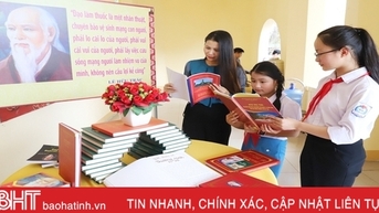 Trao giải Cuộc thi “Tìm hiểu thân thế sự nghiêp Đại danh y Hải Thượng Lãn Ông Lê Hữu Trác”