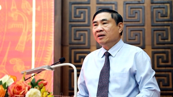 ពង្រឹងទំនាក់ទំនងជិតស្និទ្ធរវាងបក្ស និងប្រជាជន (*)