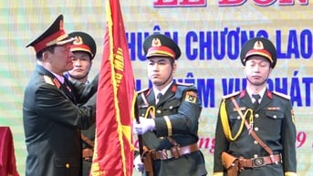 Hội Cựu chiến binh tỉnh Hải Dương đón nhận Huân chương Lao động hạng nhì